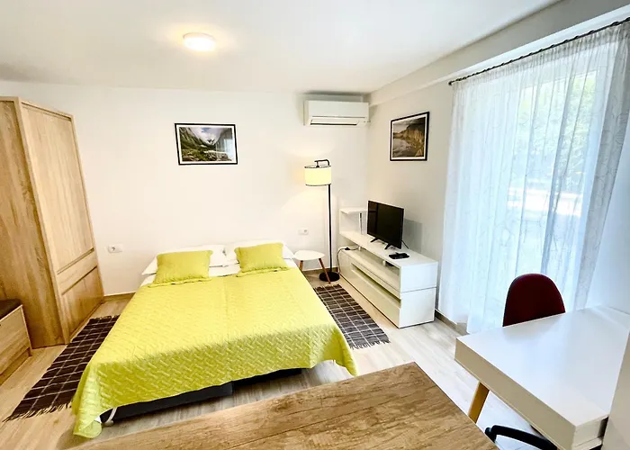 Velin Апартаменти *